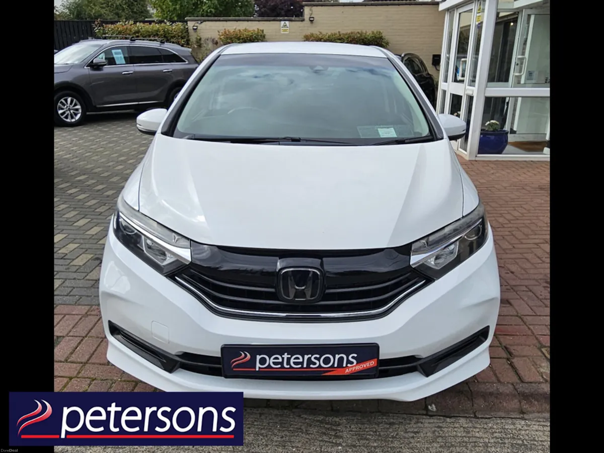 Honda Shuttle 1.5 PETROL HYBRID AUTOMATIC - Image 3