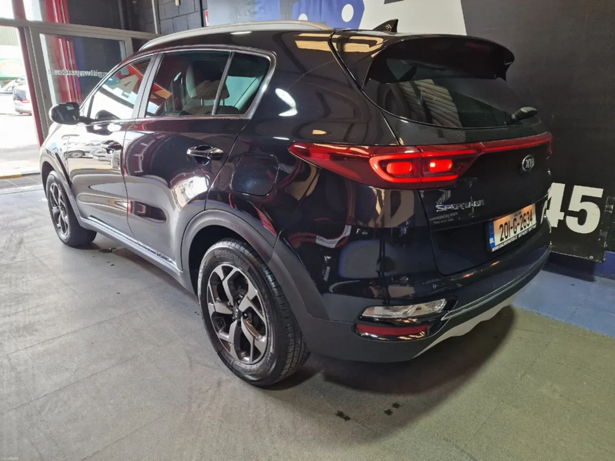 Kia Sportage K3 1.6 D**SAT NAV, REVERSING CAMERA** - Image 6