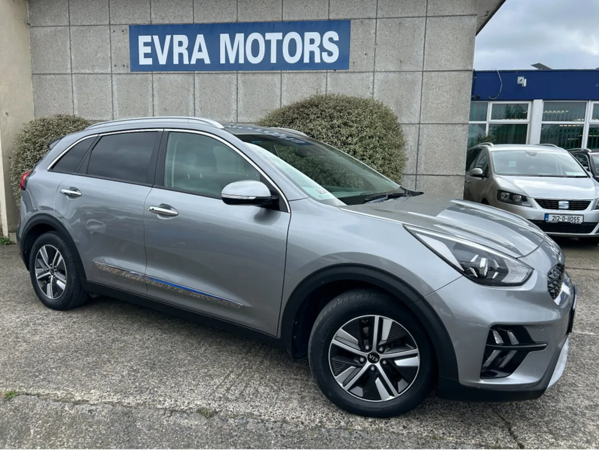 Kia Niro 1.6 PHEV HYBRID AUTOMATIC 5DR **HUGE SPEC - Image 3