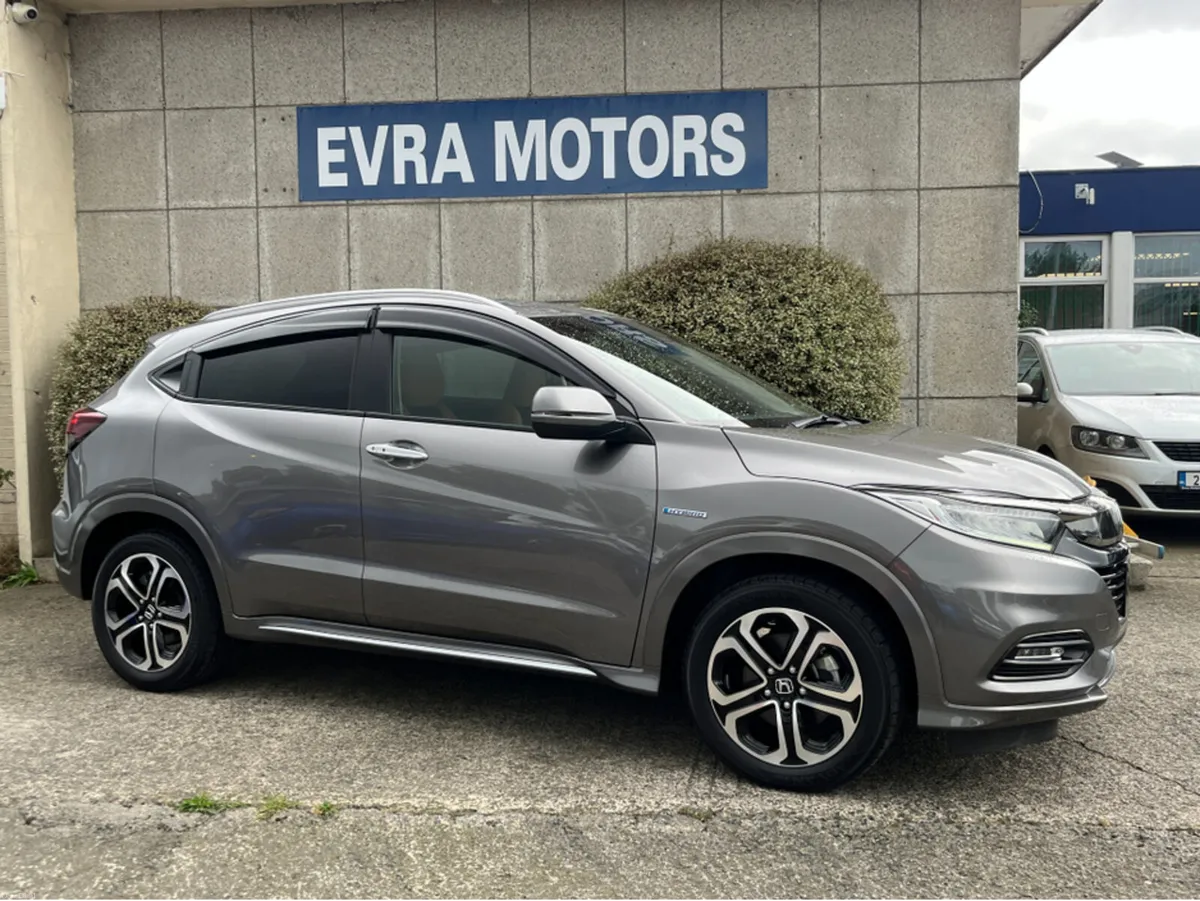 Honda Vezel HR-V HYBRID Z AUTOMATIC 1.5 PETROL //V - Image 3