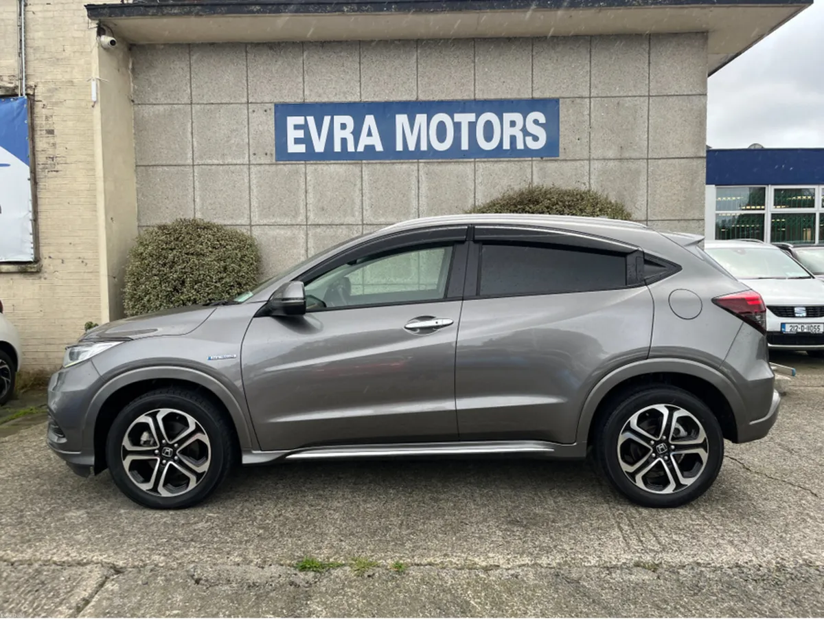 Honda Vezel HR-V HYBRID Z AUTOMATIC 1.5 PETROL //V - Image 6