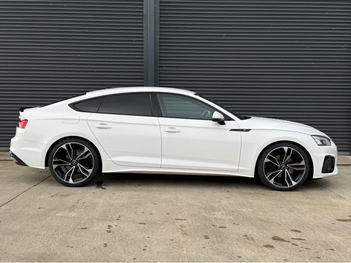 Audi A5 S-LINE 35 TDI SPORTBACK - Image 3