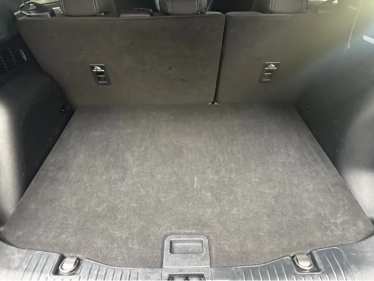 Ford Kuga TITANIUM 2.5 PHEV 225 S6.2 - Image 4