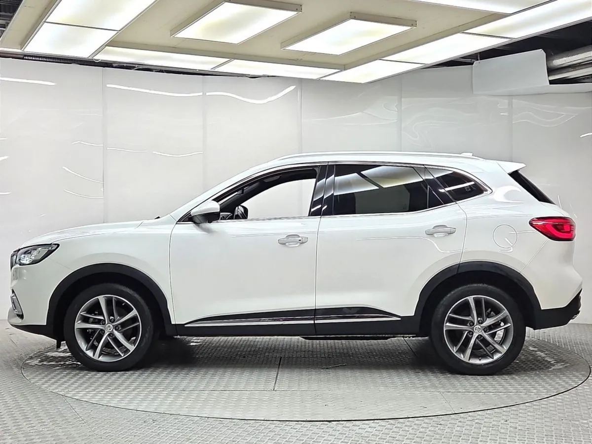 MG HS Exclusive PHEV *Sun roof* - Image 5