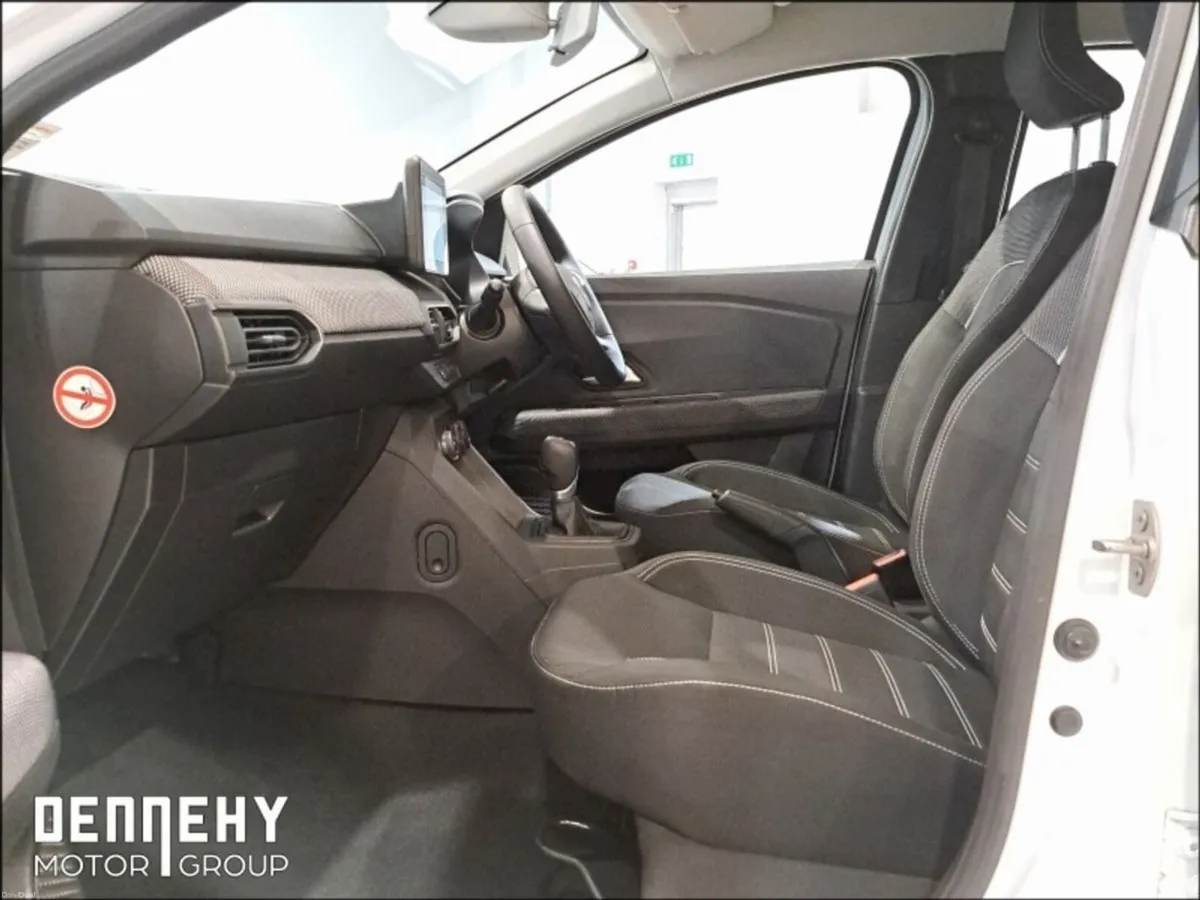 Dacia Sandero TCe 90 CVT Comfort - Image 5