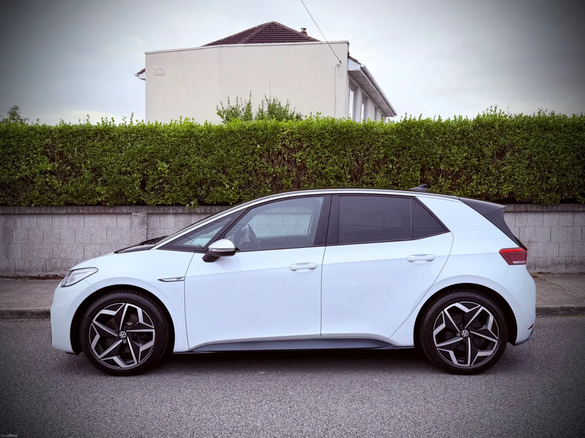 Volkswagen ID.3 Pro 58 kWh | S.O.H 92%. - Image 4