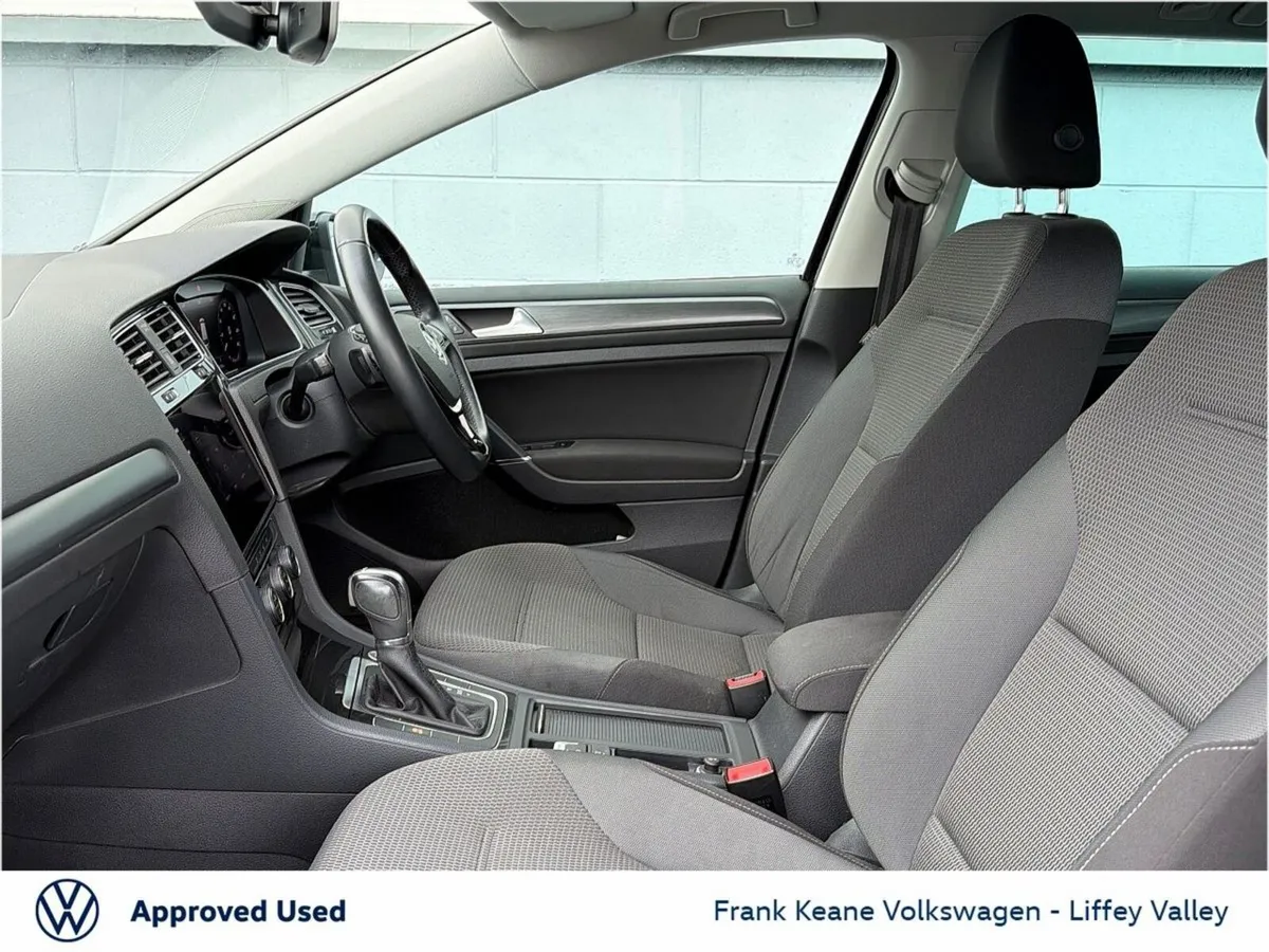 Volkswagen Golf COMFORTLINE AUTO ESTATE 1.2TSI *DE - Image 4