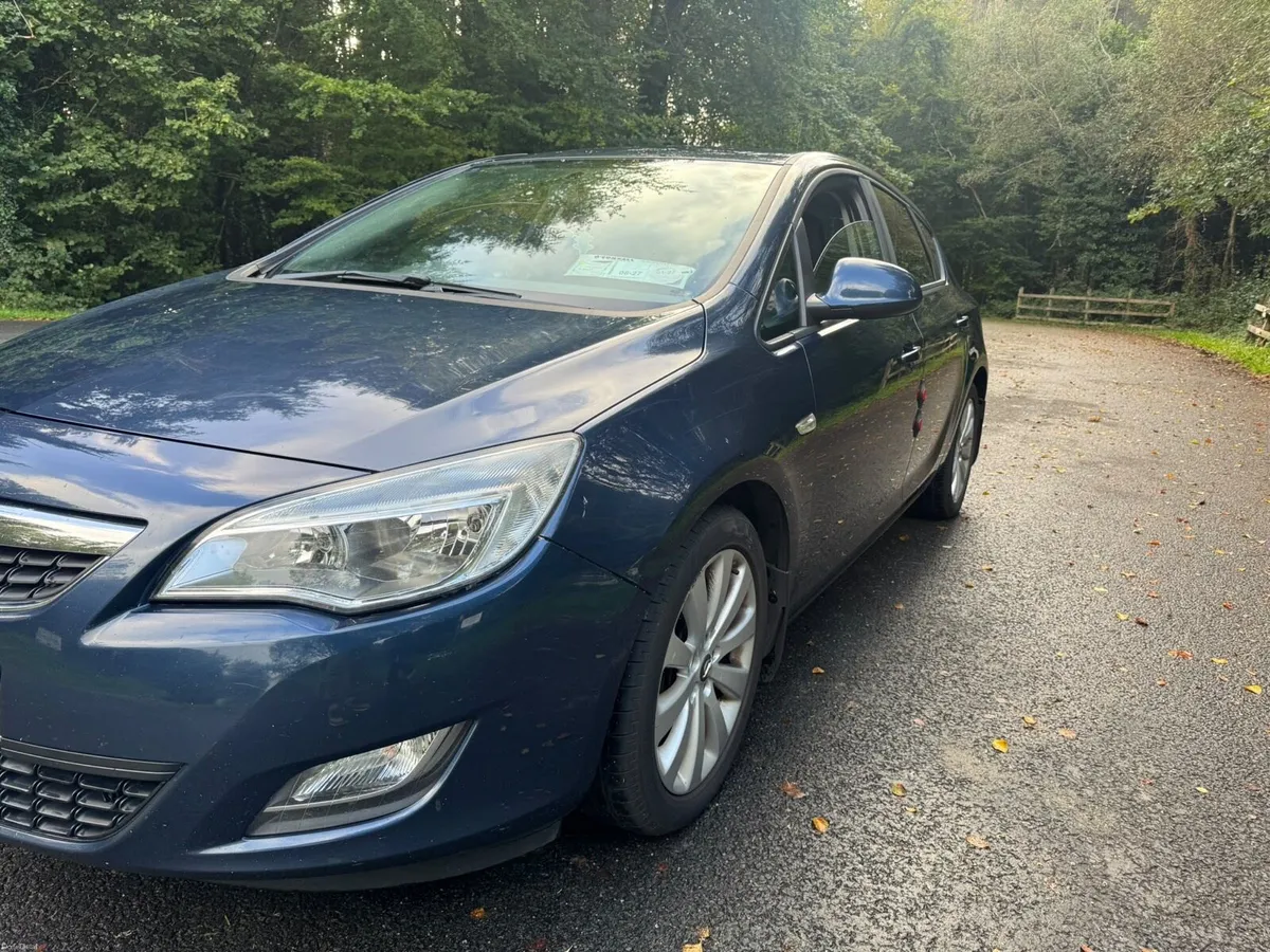 Opel Astra 1.3 CDTI ecoFLEX 2012 - Image 1
