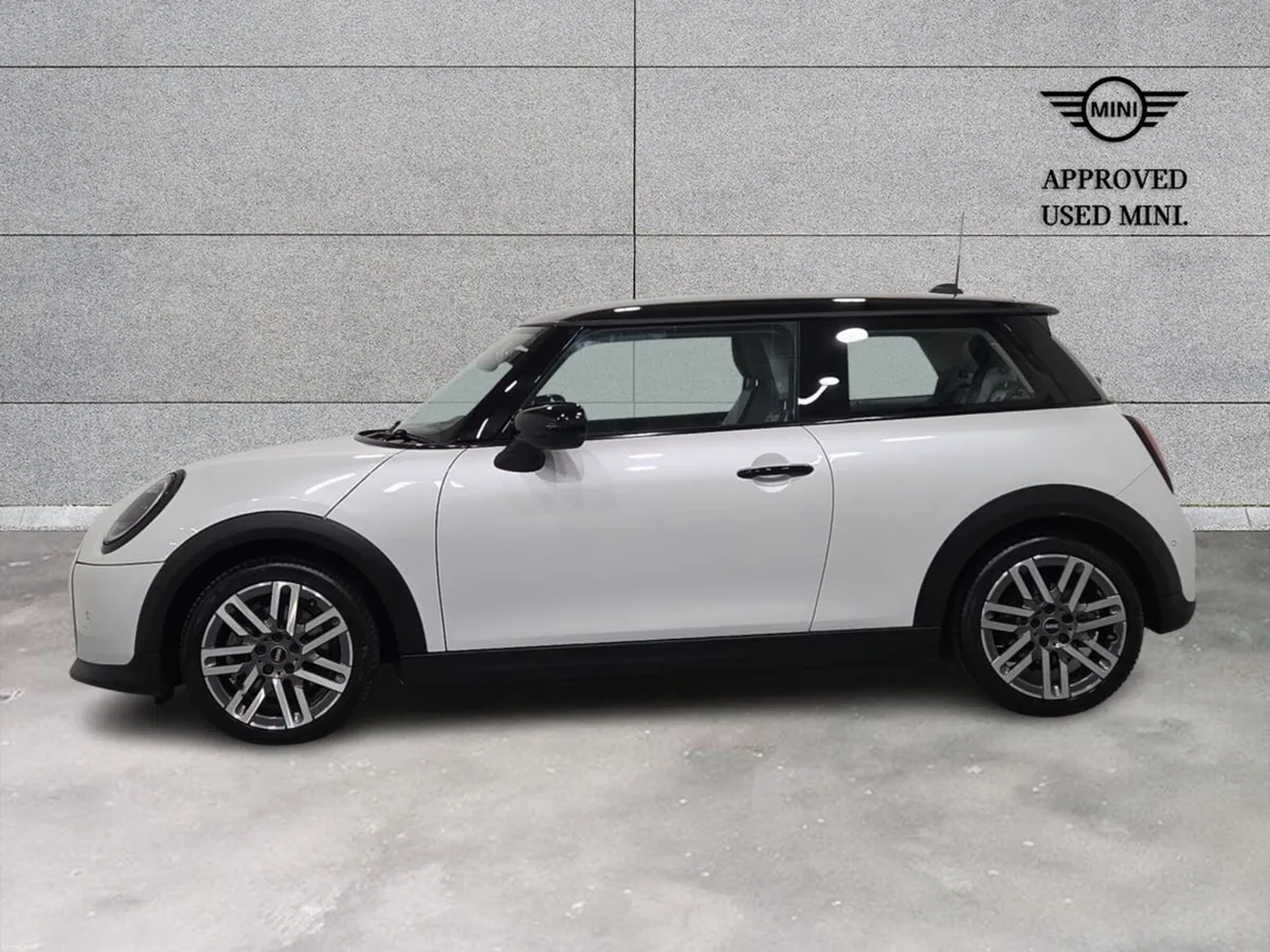 Mini Cooper Cooper Classic Auto - Image 3