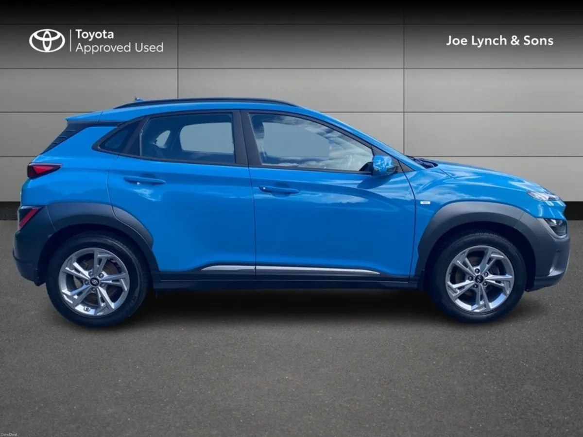 Hyundai KONA KAUAI EXECUTIVE MILD HYBRID 5DR DIESE - Image 3