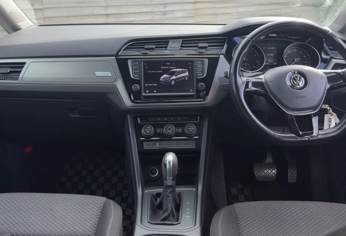 2017 VW Touran, 1.4TSI, Auto, 7 Seater - Image 6