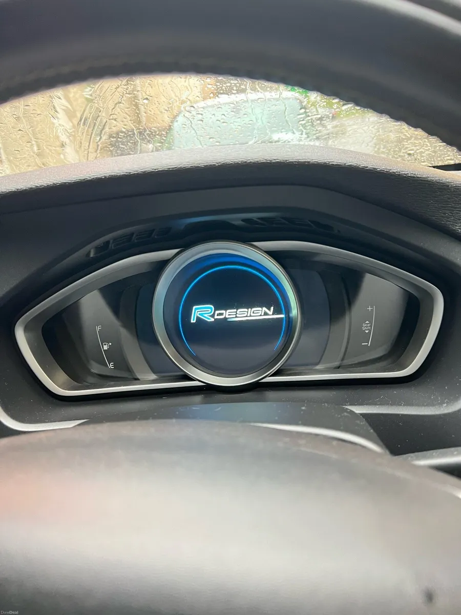Car - Image 5