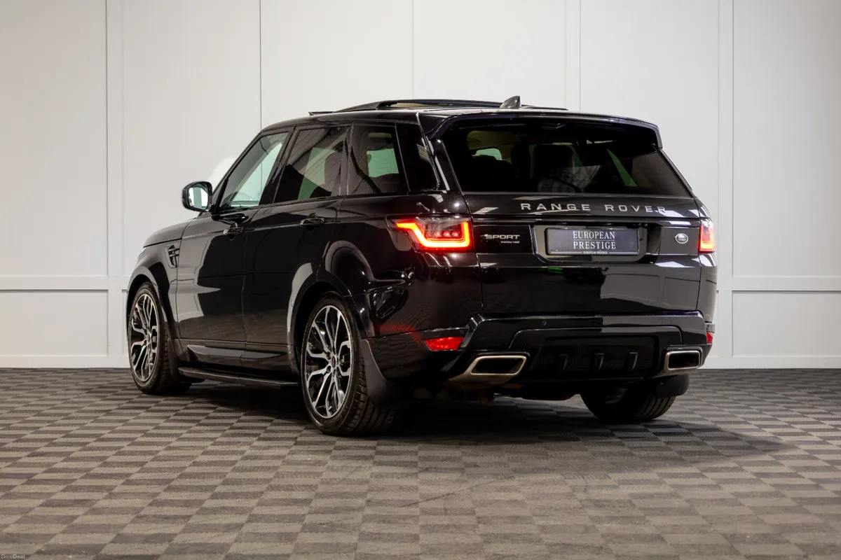2020 Range Rover Sport P400e HSE Dynamic - Image 4
