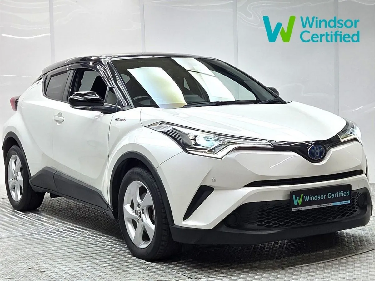 Toyota C-HR 1.8 HYBRID LUNA - Image 1
