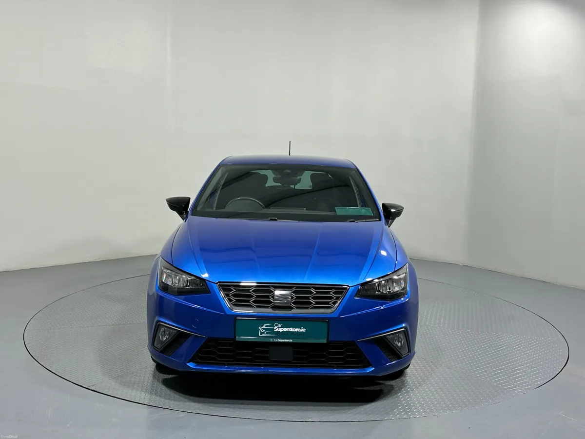 Seat Ibiza FR 1.0 Tsi  242 (2024) - Image 2