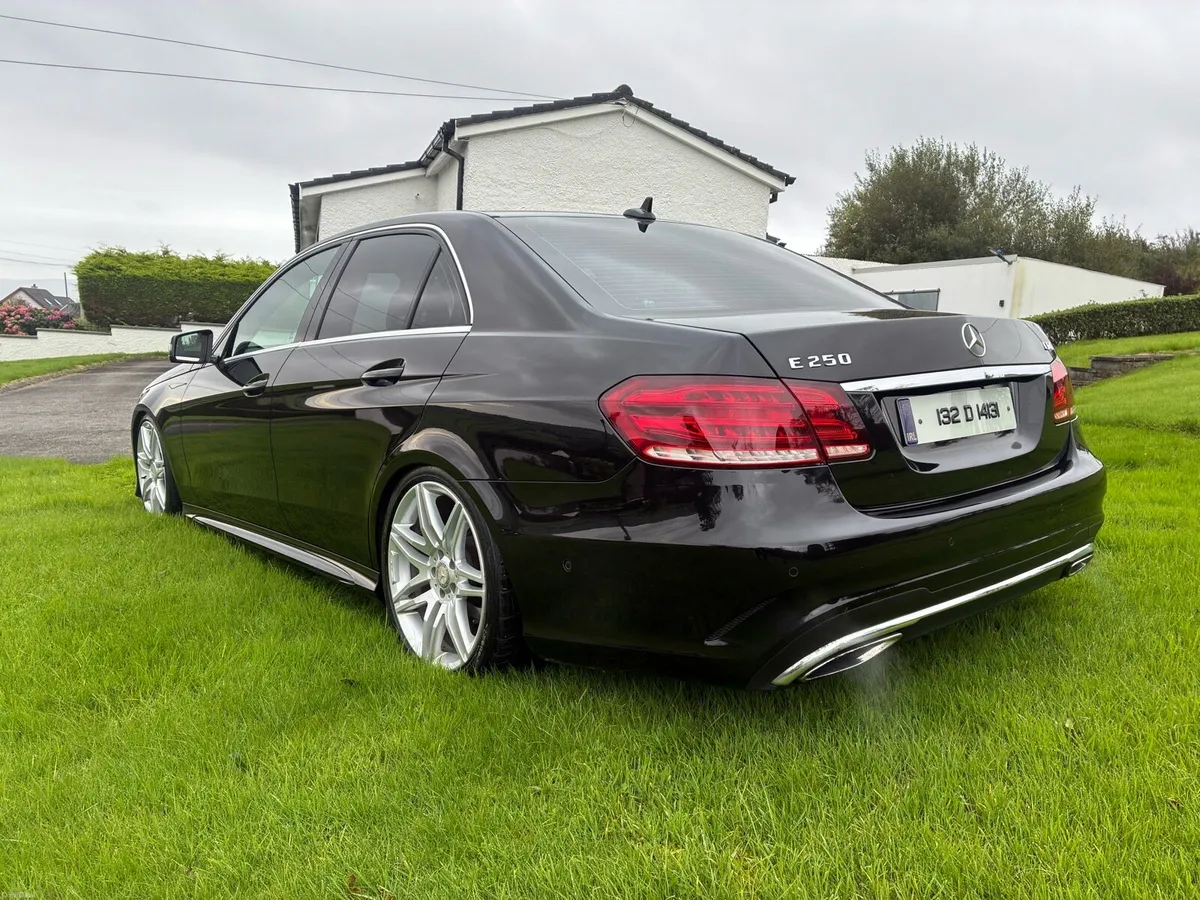 Mercedes Benz E250 - Image 5