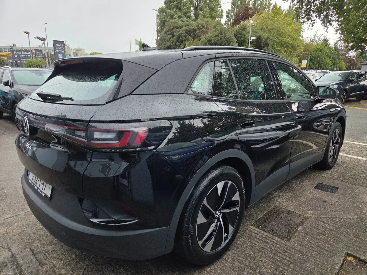 2023 VOLKSWAGEN PURE LIFE 52KWH FULLY ELECTRIC - Image 6