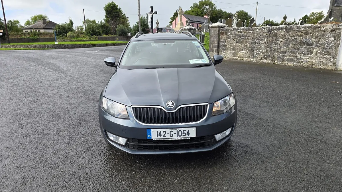142 Skoda Octavia 1.6 diesel manual - Image 3