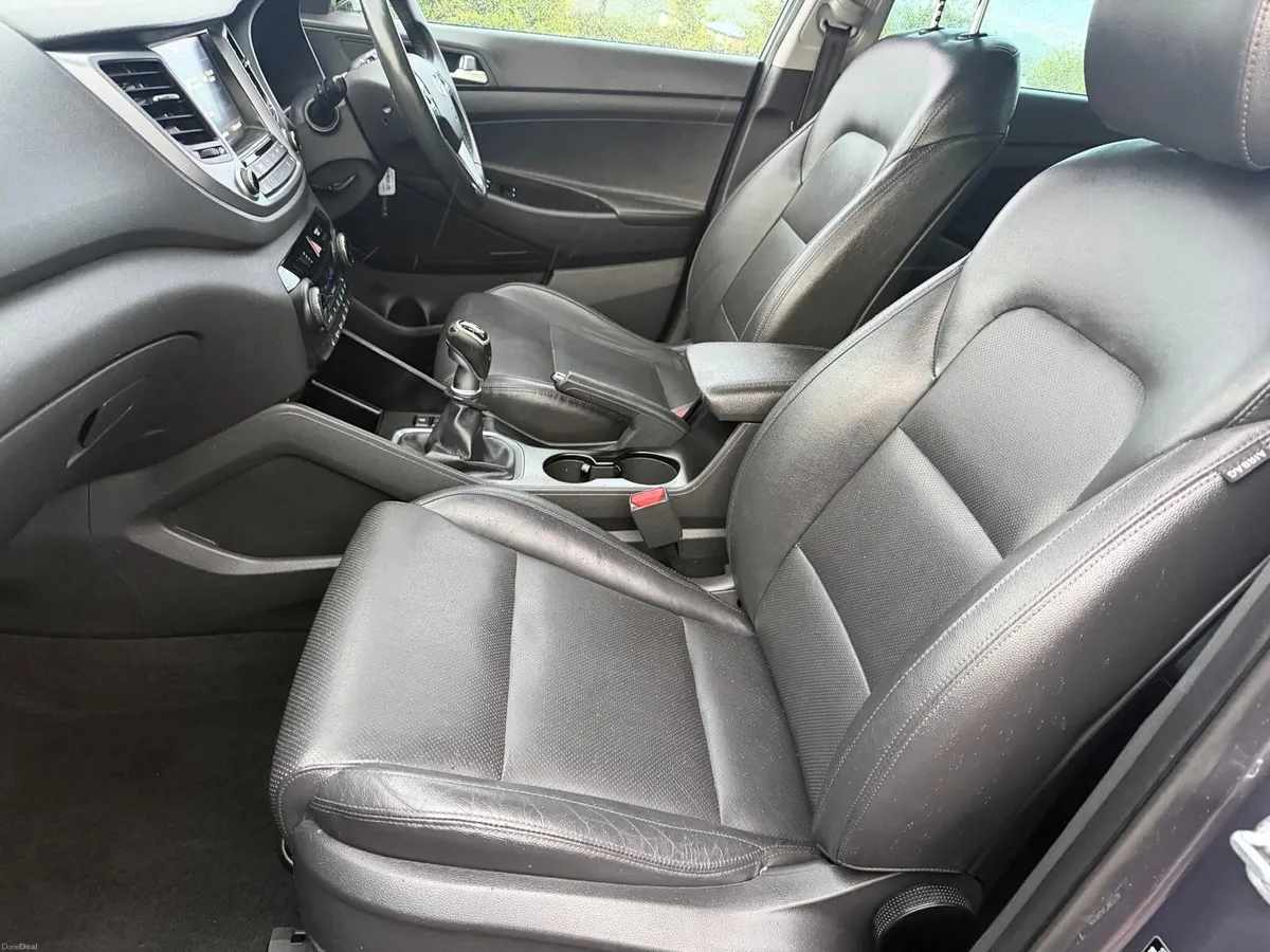 Hyundai Tucson High Spec Executive Model - Image 6