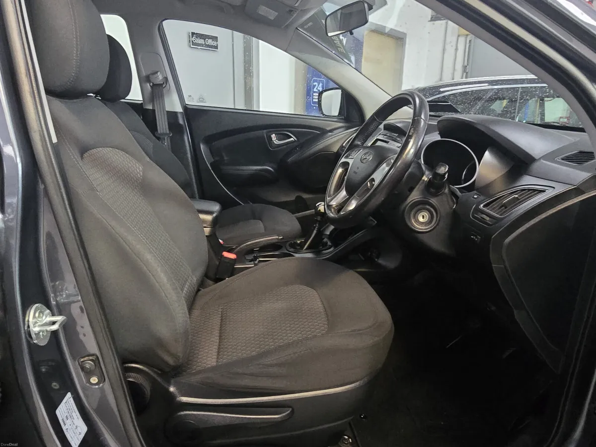 Hyundai ix35 2011. 1.7 CRDI  2WD - Image 4