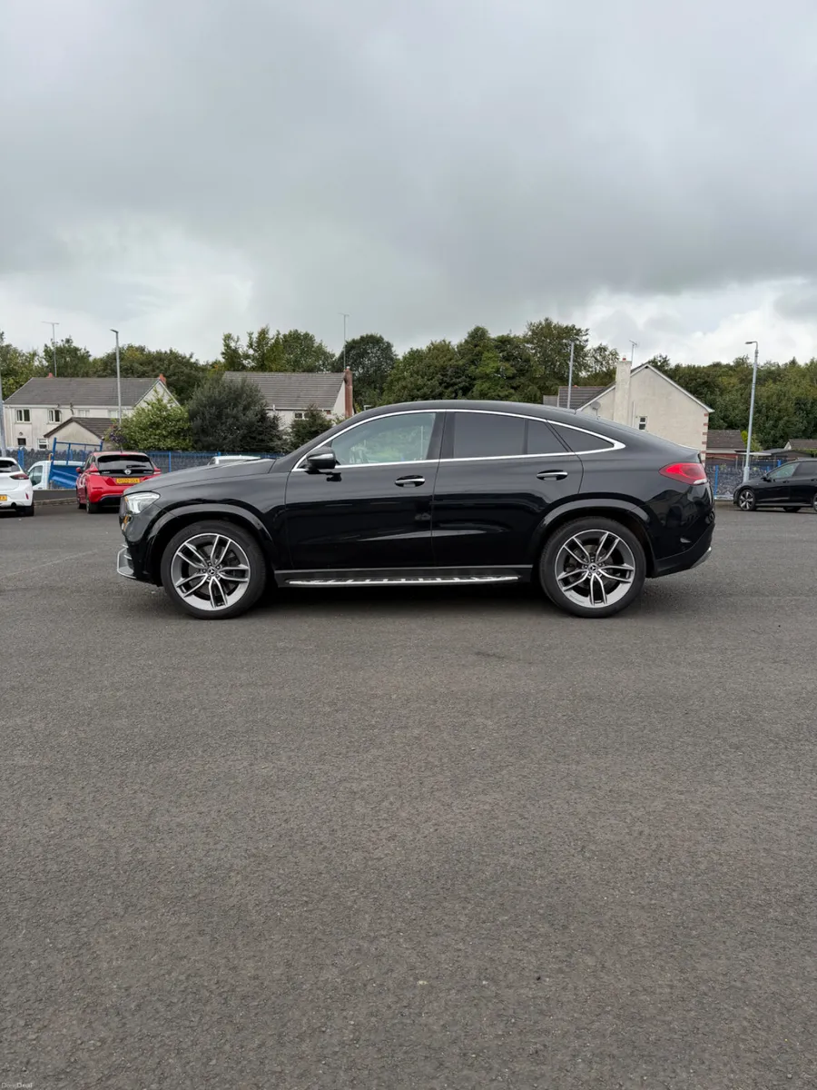 Mercedes  GLE400  AMG LINE PREM PLUS COUPE - Image 4