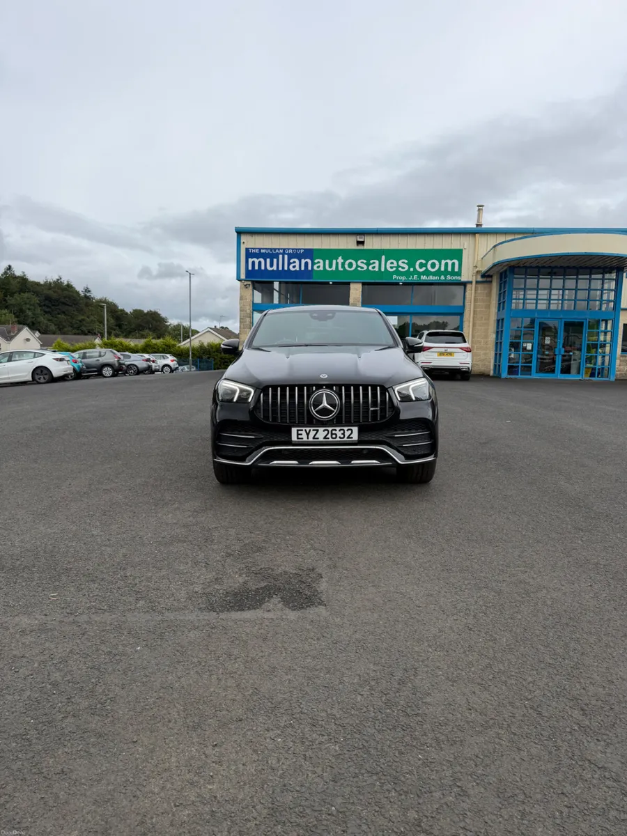 Mercedes  GLE400  AMG LINE PREM PLUS COUPE - Image 2