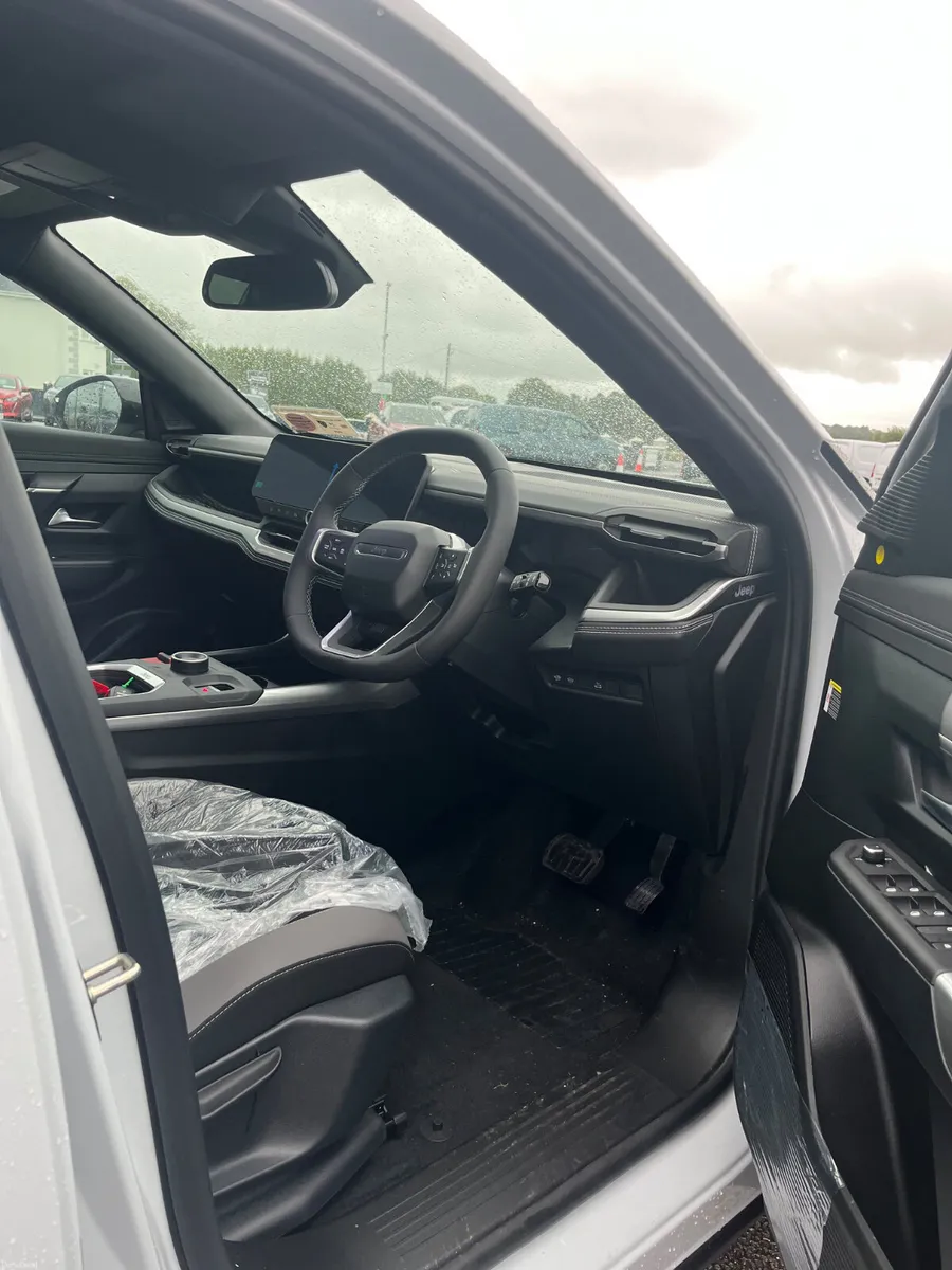 Jeep Compass 2026 - Image 6