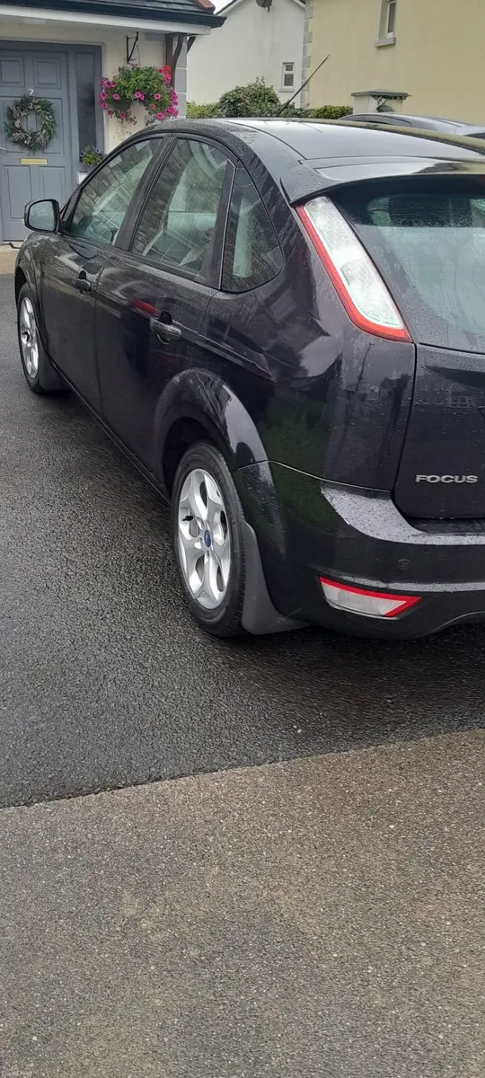 Ford Focus 2011 - Image 4