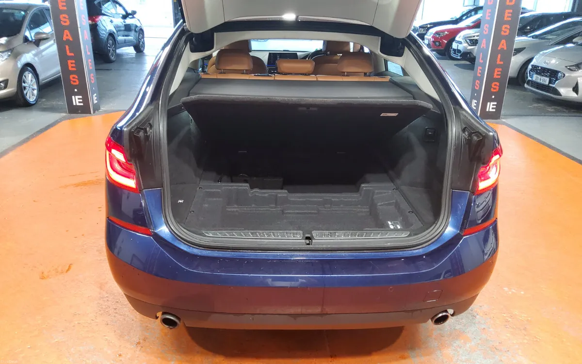 BMW 6-Series 2018 - Image 5