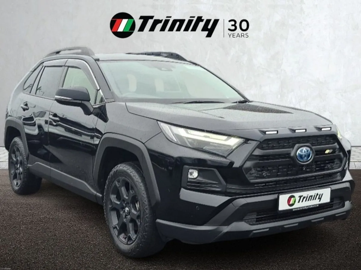 Toyota RAV4 ** ADVENTURE MODEL ** HUGE SPEC ** TRI - Image 1