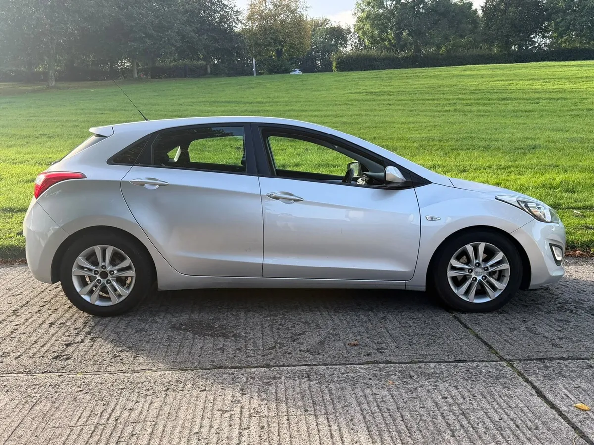 HYUNDAI I30 1.6 DIESEL MANUAL - Image 5