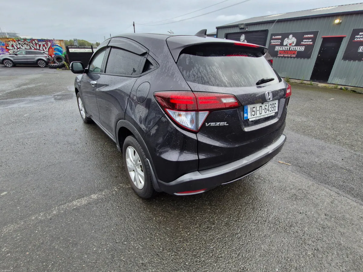 2015 Honda Vezel 1.5L Hybrid Low Miles Fresh Nct - Image 3