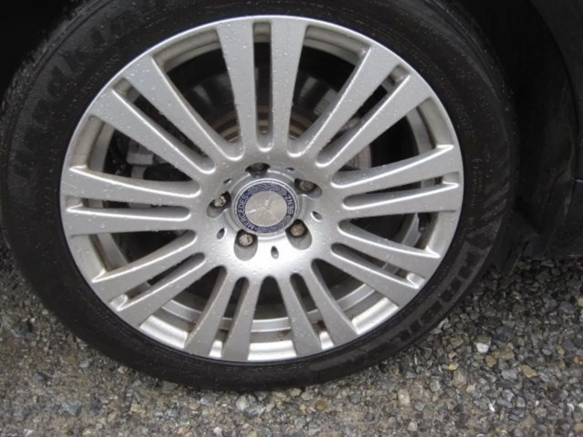 Mercedes-Benz E-Class cdi 2011 coupe - Image 3