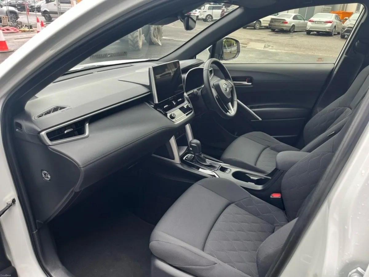Toyota Corolla Cross COROLLA CROSS LUNA 2.0 - Image 6
