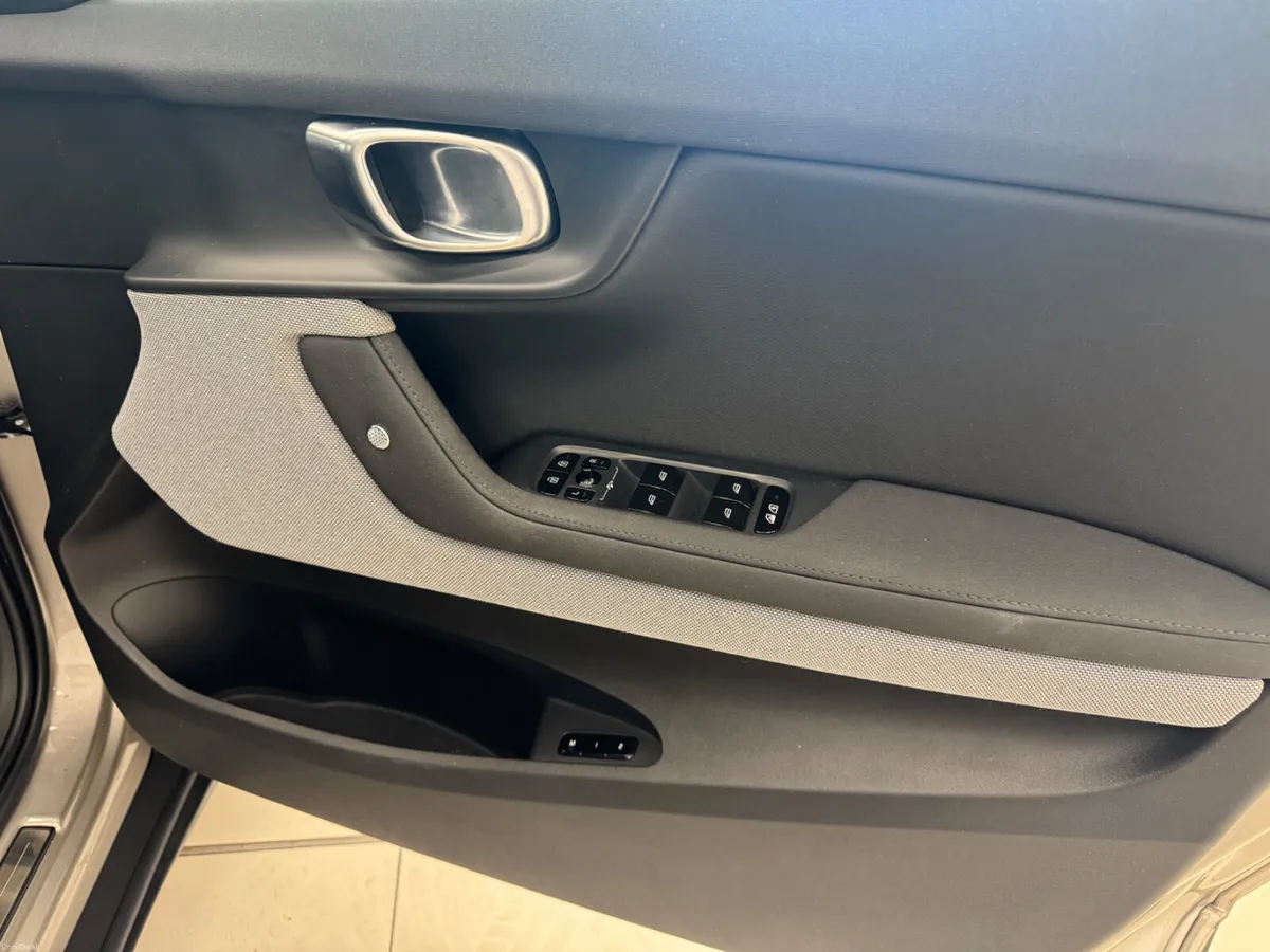 Polestar 2 2022 - Image 5