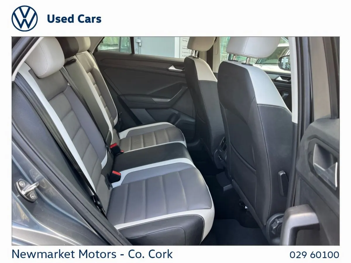 Volkswagen T-Roc 1.0TSI 110BHP DESIGN 6 SPEED - Image 3