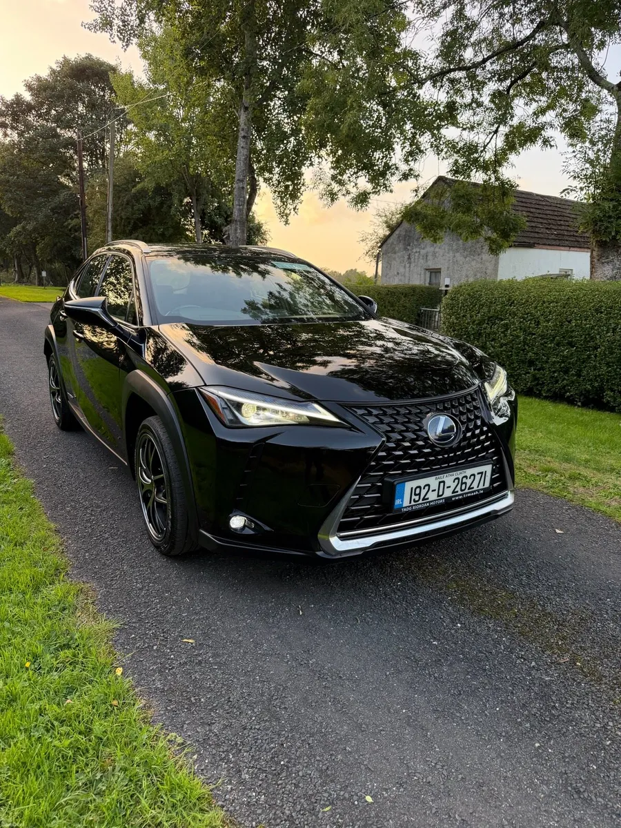 Lexus ux250h - Image 2