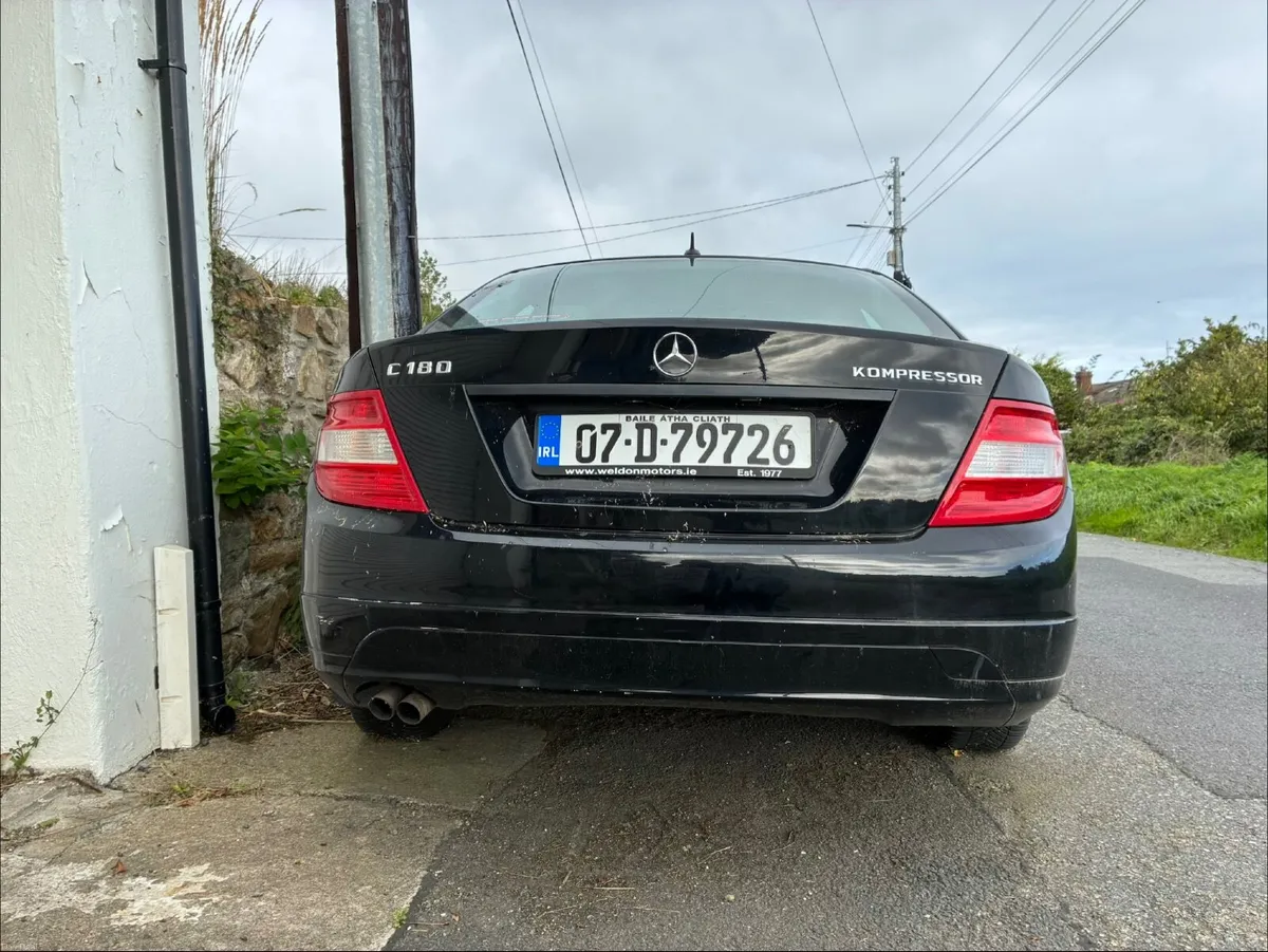 Mercedes-Benz C-Class 2007 - Image 1