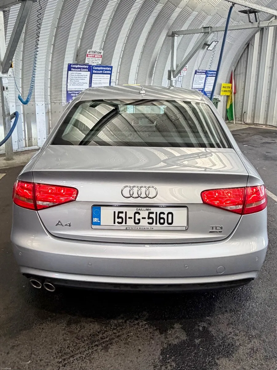 Audi A4 2015 - Image 5