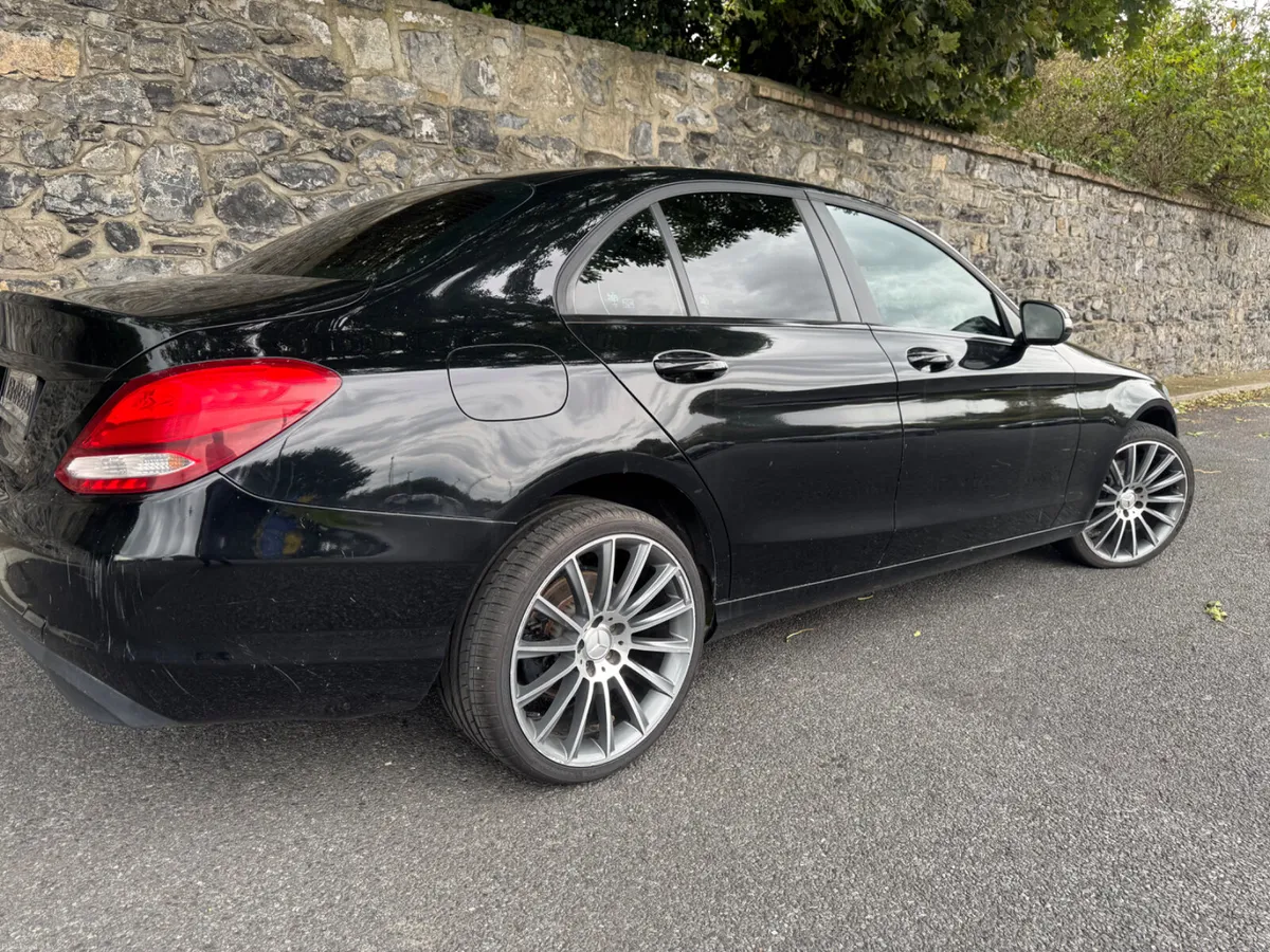 Mercedes-Benz C-Class 2016 AUTO DIESEL LEATHER - Image 6