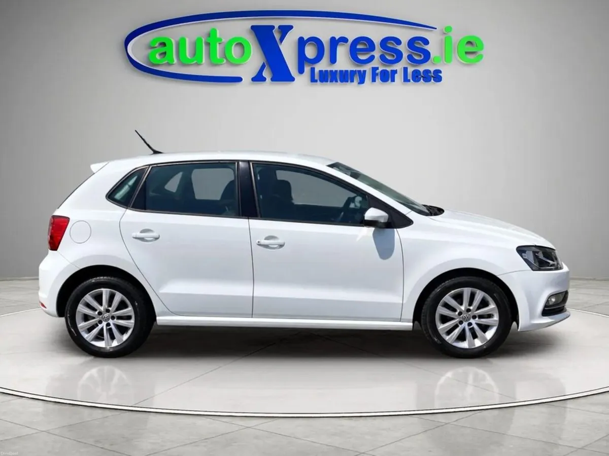 Volkswagen Polo 1.2 TSI COMFORT, Automatic - Image 6