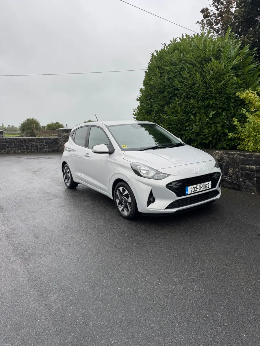 Hyundai i10 2023 . 1.0 petrol - Image 1