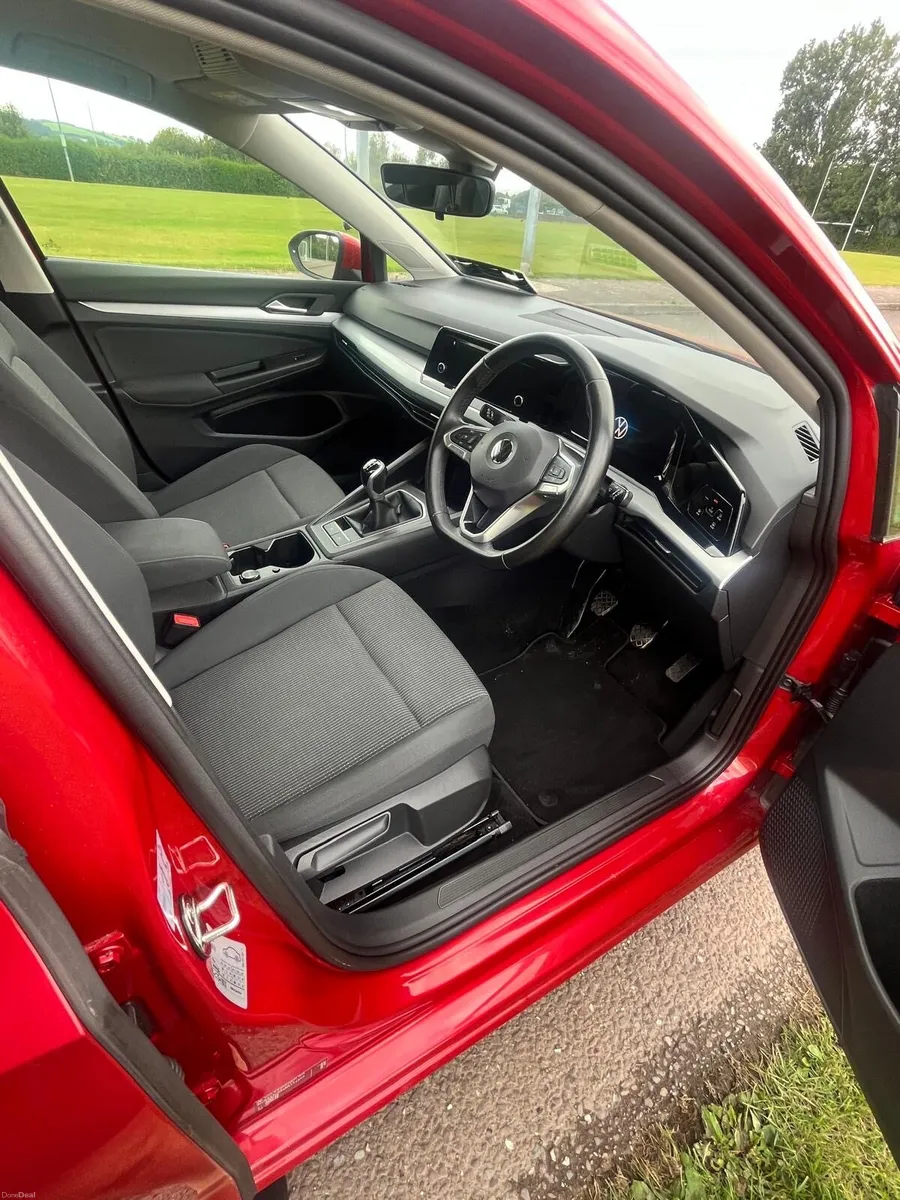 2021 Volkswagen Golf - Image 5