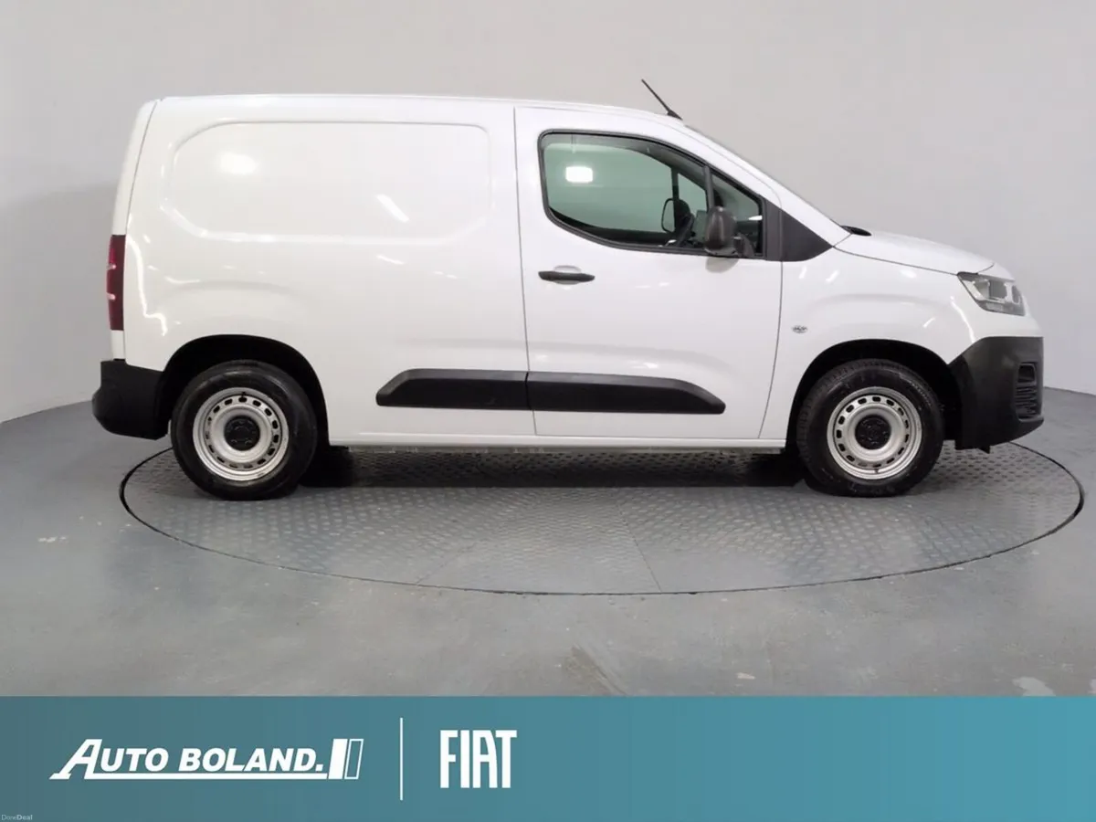 Fiat Doblo DOBLO SWB 1.5 100BHP  650 KG 4DR - Image 2