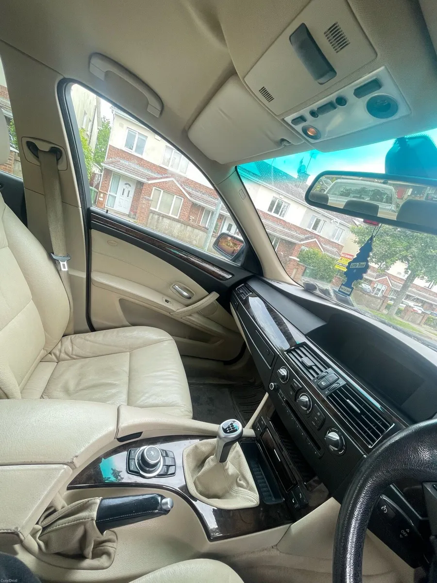 BMW 5 series manual Ammaculate - Image 5