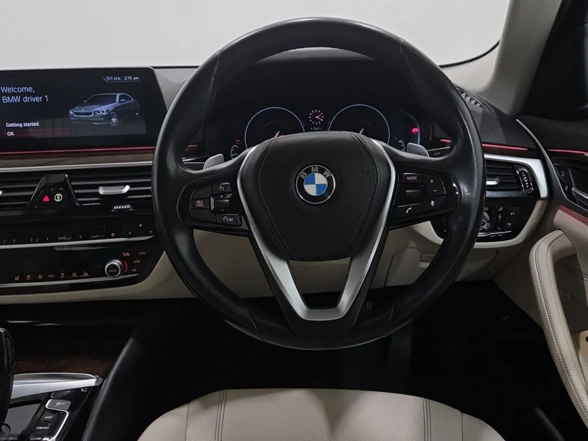 BMW 5-Series 520d SE Saloon - Image 5