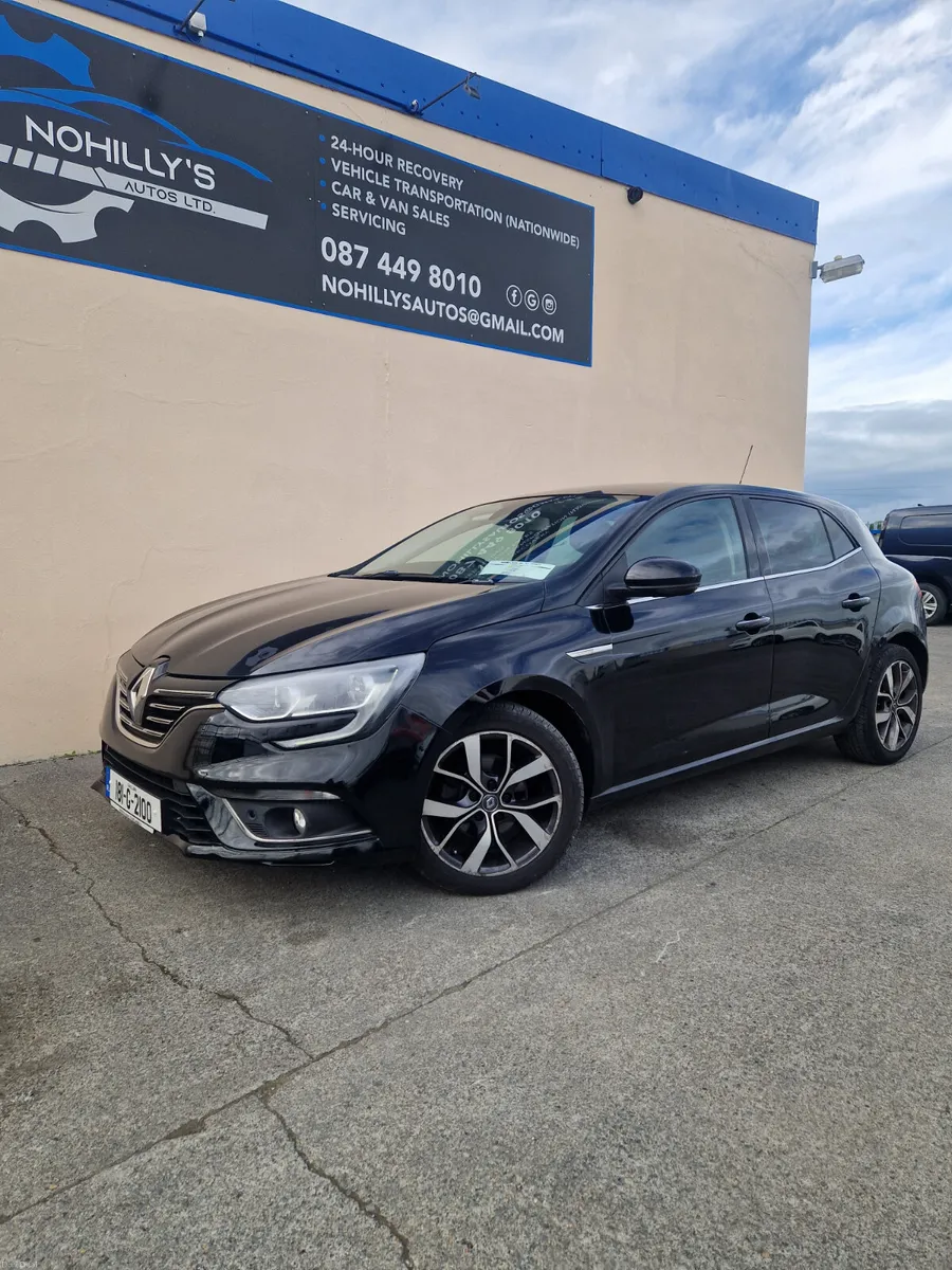Renault Megane 2018 - Image 1