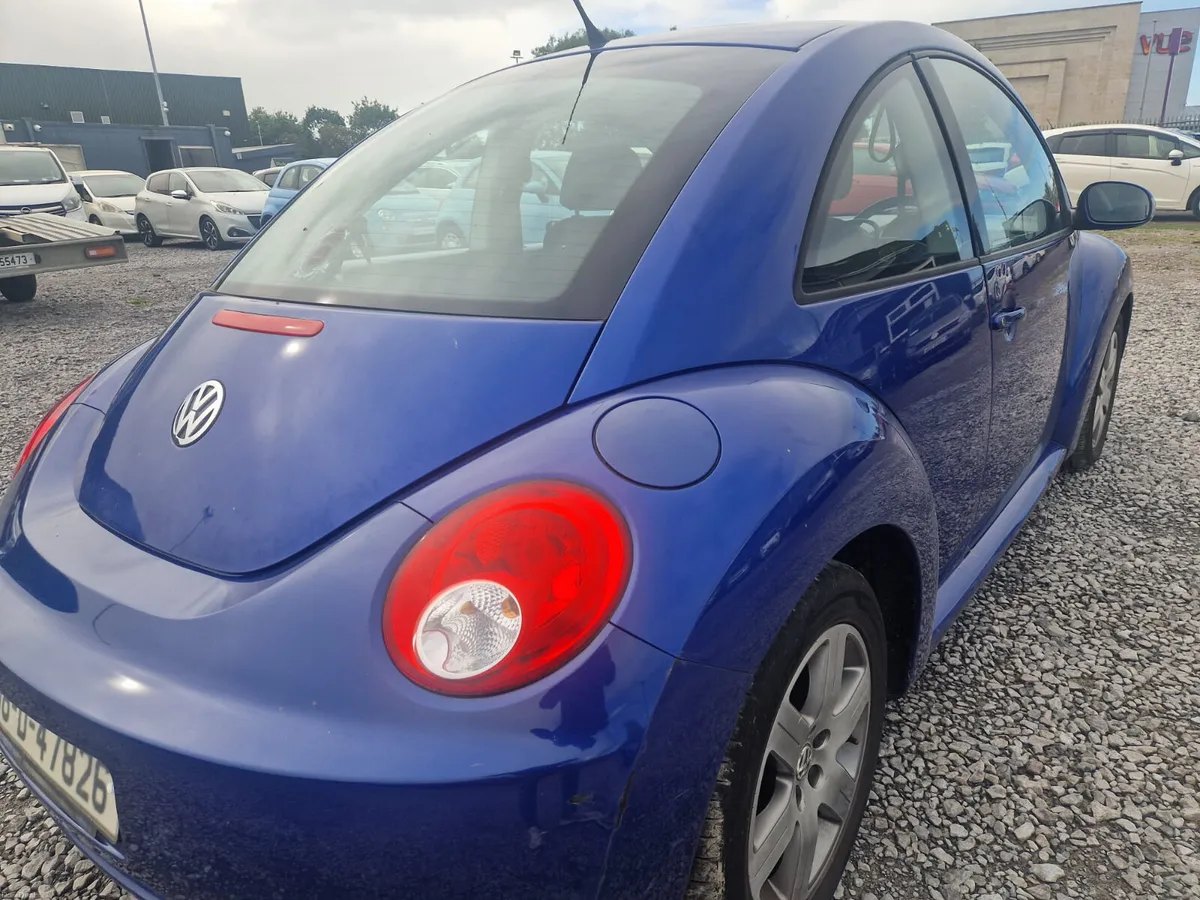 Volkswagen Beetle 2008 - Image 5