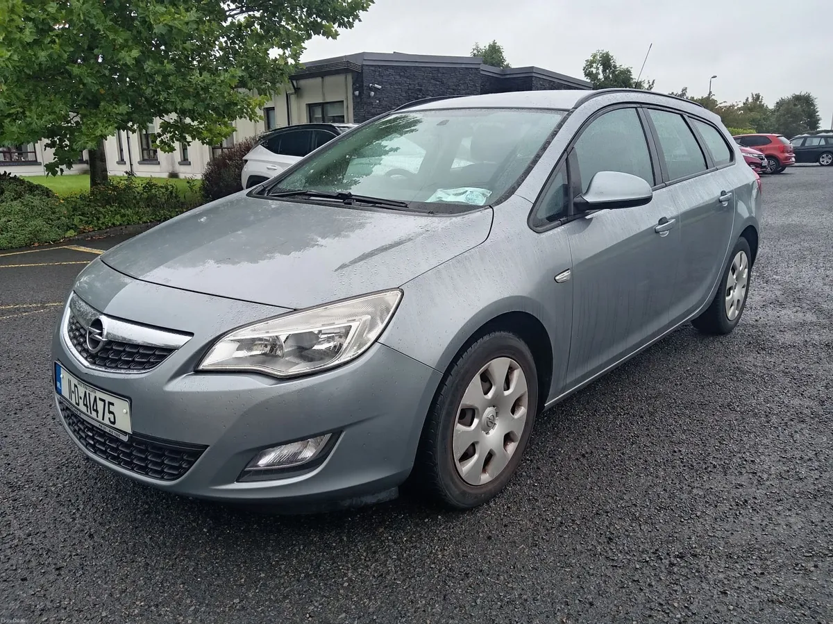 11  ASTRA ESTATE 1.3 DIESEL NEW NCT 03/27!! - Image 2