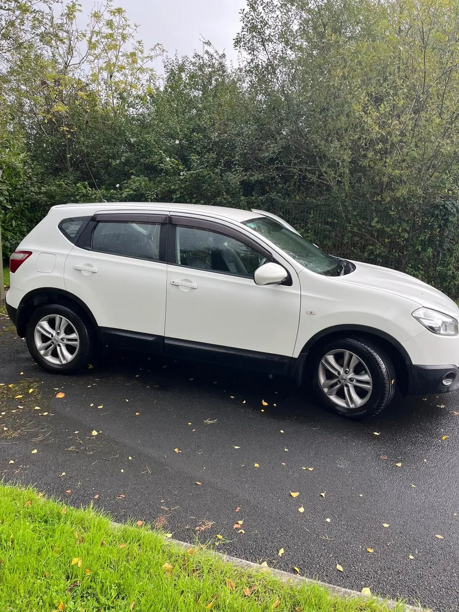 NISSAN QUASHQAI 2013 - Image 2